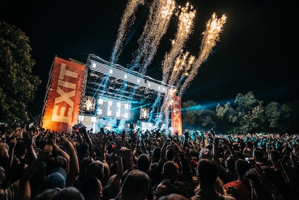 Main Stage EXIT