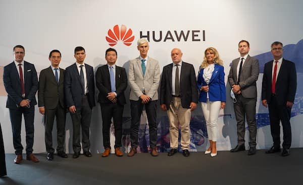 Dekani fakulteta i direktor kompanije Huawei u Srbiji Chen Chen