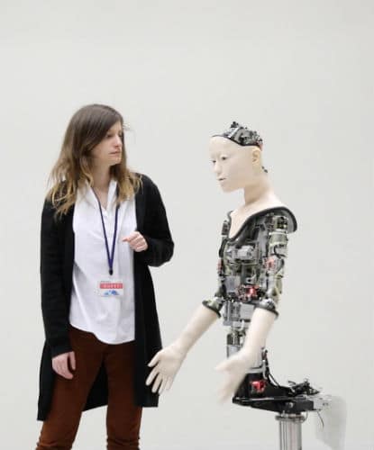 Justine Emard et le robot