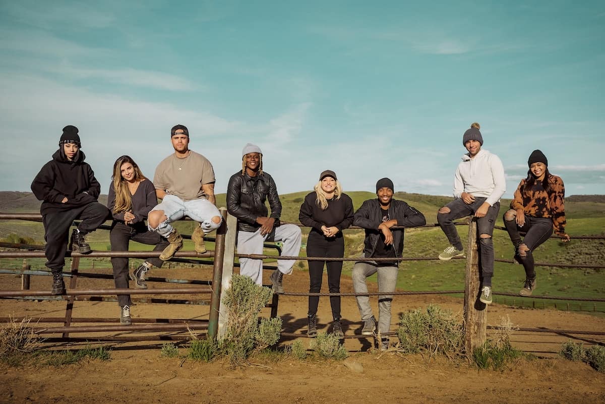 1 Relatively Famous Ranch Rules Cast Photo Credit Thomas Cooper E Entertainment